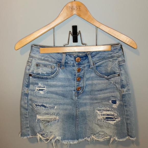 American eagle ripped Jean skirt - Picture 1 of 4